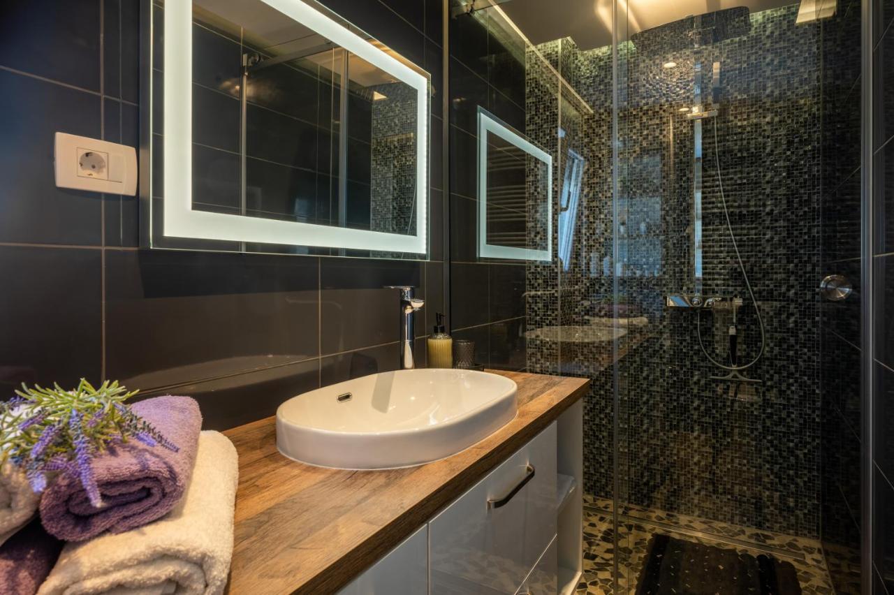 Apartment Tikvarin, Kastel Kambelovac Kastela Ngoại thất bức ảnh