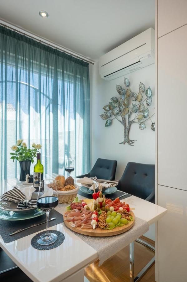 Apartment Tikvarin, Kastel Kambelovac Kastela Ngoại thất bức ảnh