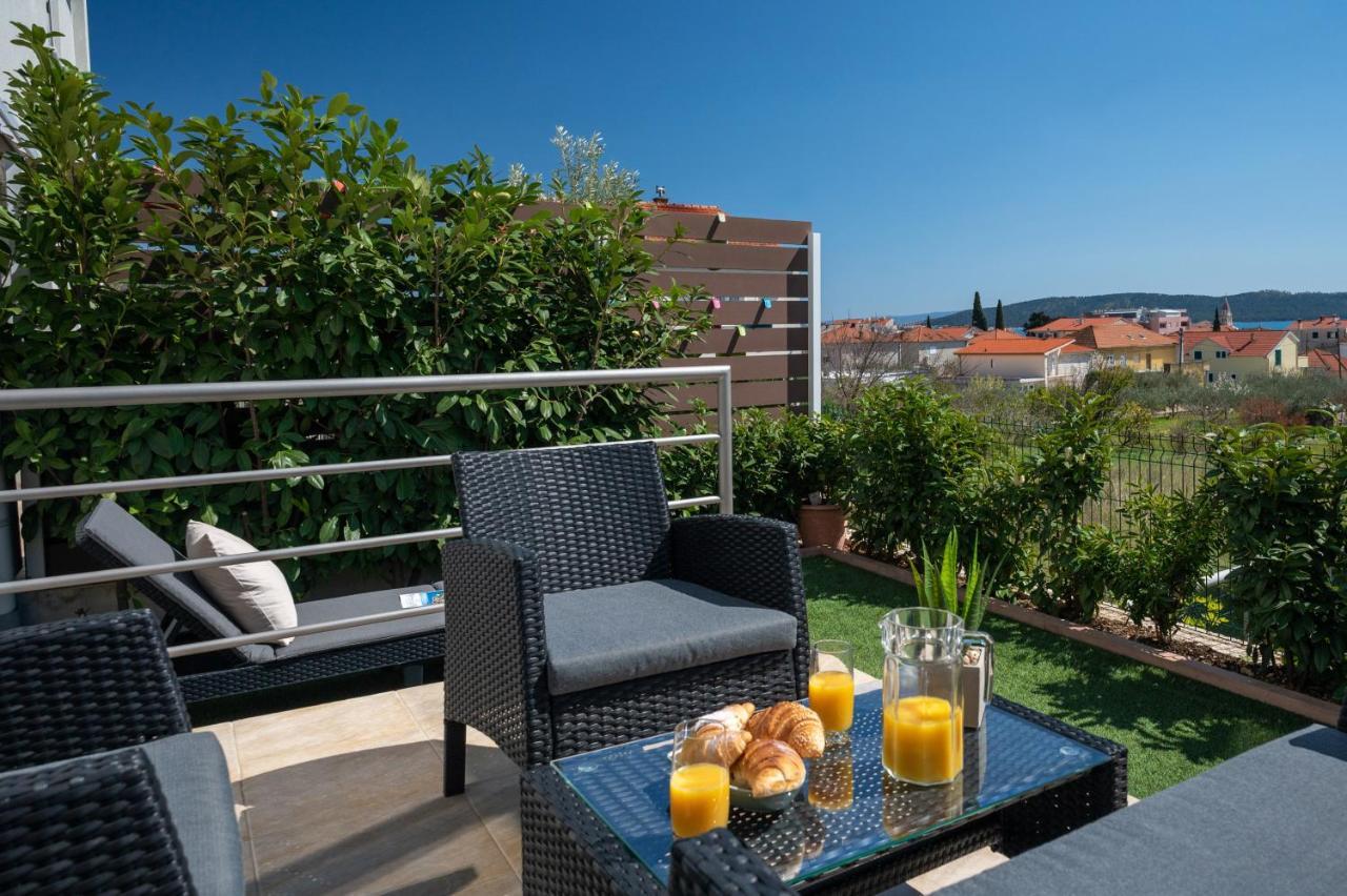 Apartment Tikvarin, Kastel Kambelovac Kastela Ngoại thất bức ảnh