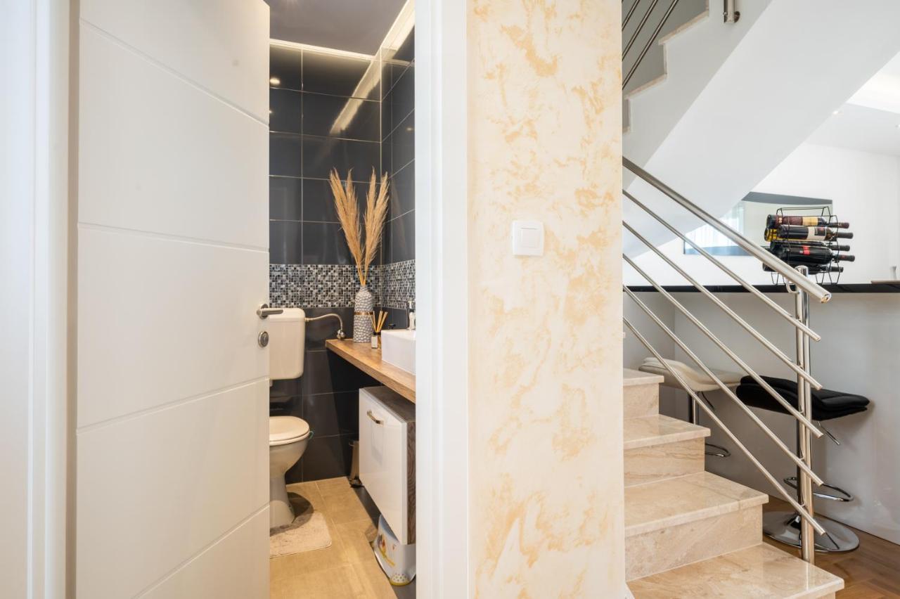 Apartment Tikvarin, Kastel Kambelovac Kastela Ngoại thất bức ảnh
