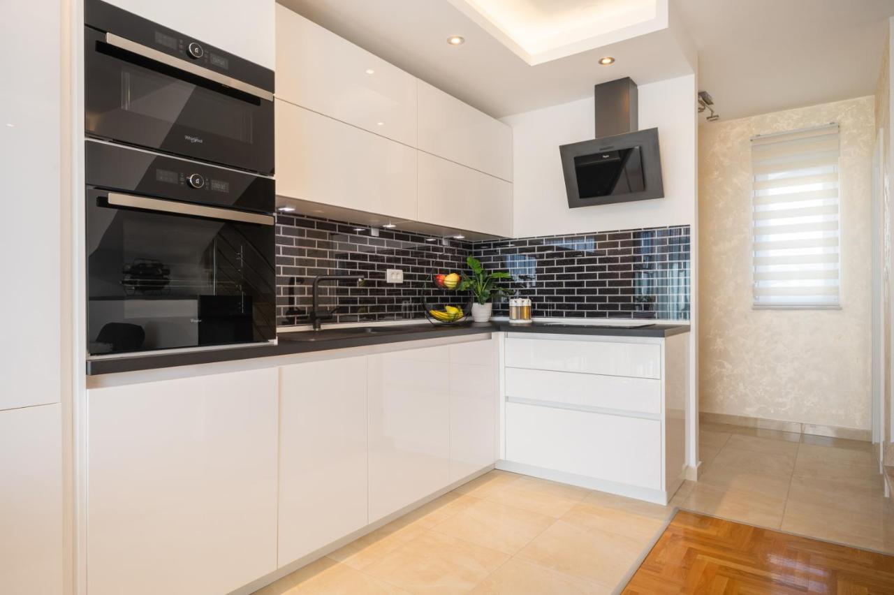 Apartment Tikvarin, Kastel Kambelovac Kastela Ngoại thất bức ảnh