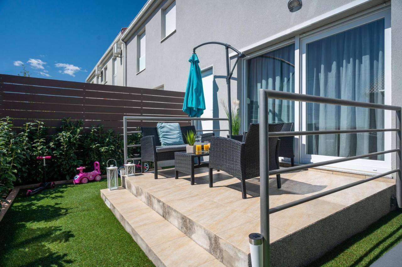 Apartment Tikvarin, Kastel Kambelovac Kastela Ngoại thất bức ảnh